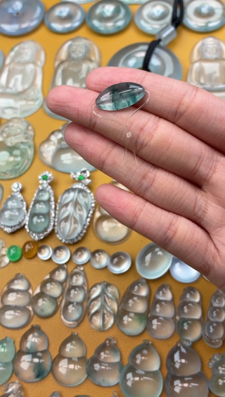 吊坠(不含链)未镶嵌翡翠30 珠子 18.7 9.3 5.3