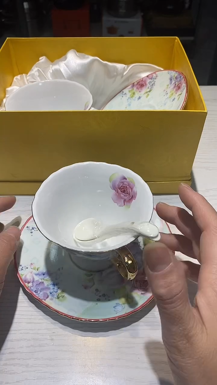 瓷片生活的本意就是开心@@1