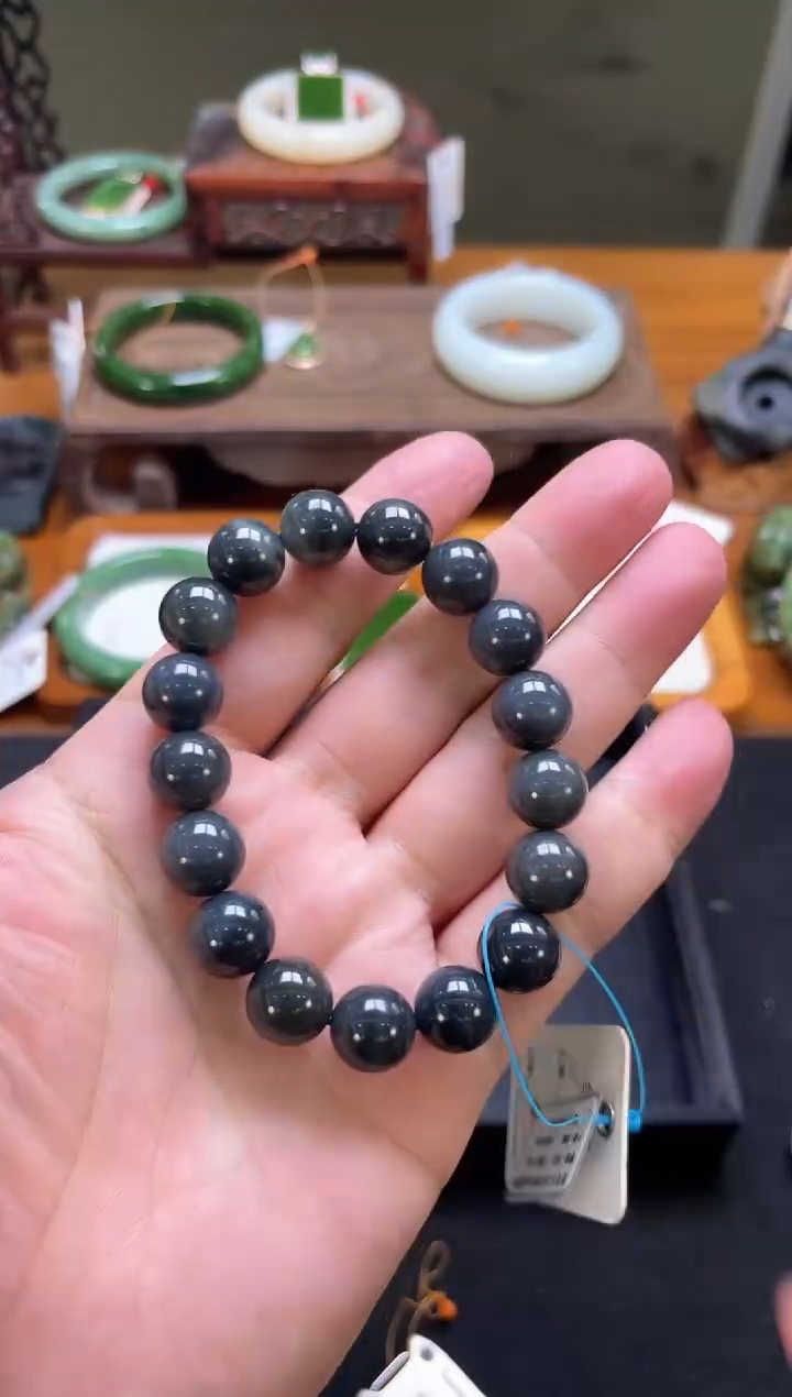 未镶嵌手串和田玉卡12若羌毛毛矿青花 圆珠 