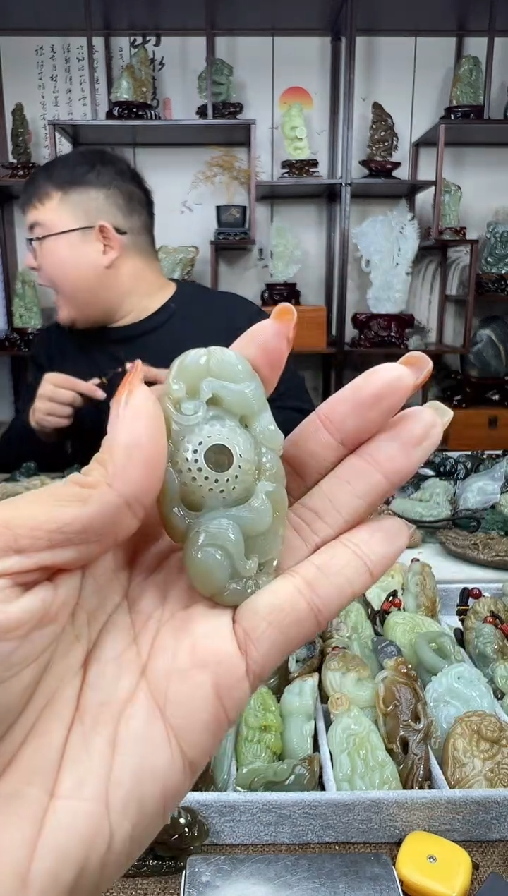 未镶嵌和田玉把件1