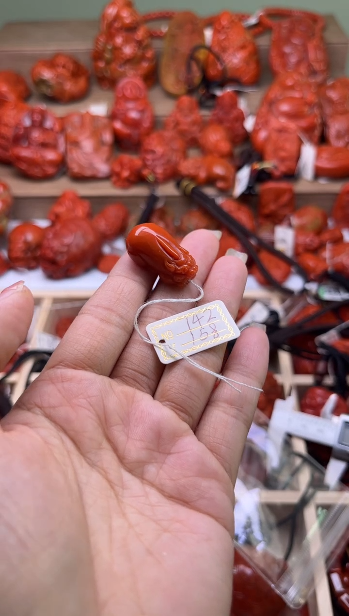 【闪购商品】南红玛瑙珠宝奇石未镶嵌742