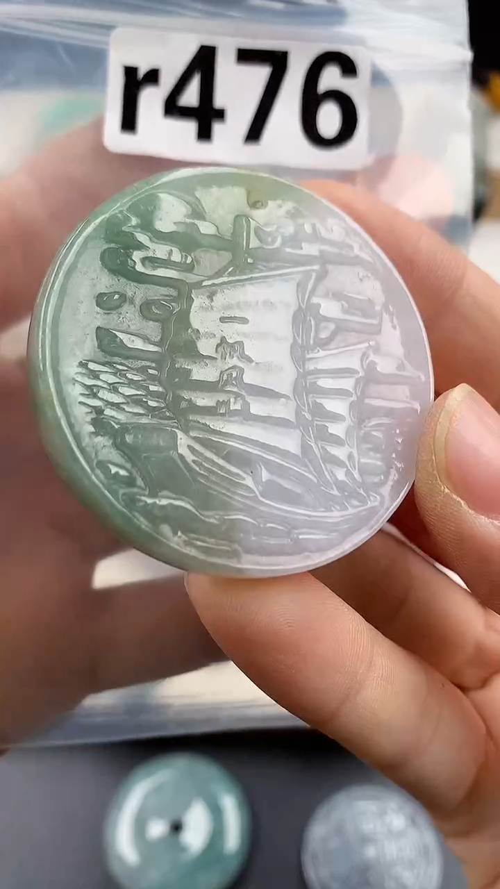 颈饰未镶嵌翡翠天然翡翠吊坠挂件