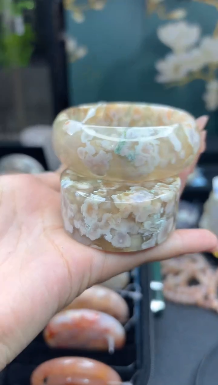 【闪购商品】石英质玉手镯未镶嵌1296（56圈赠送镯心）