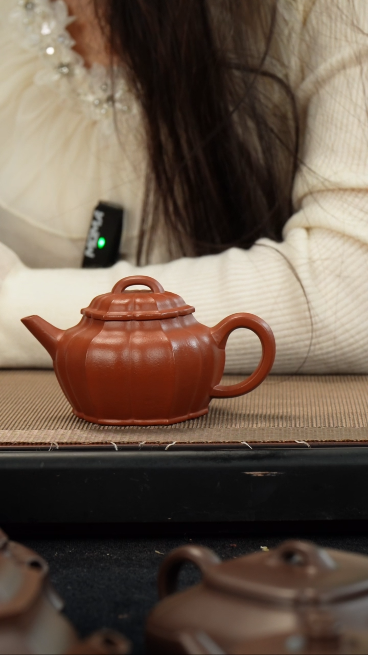 【闪购商品】紫砂茶壶生砂朱泥筋纹培风