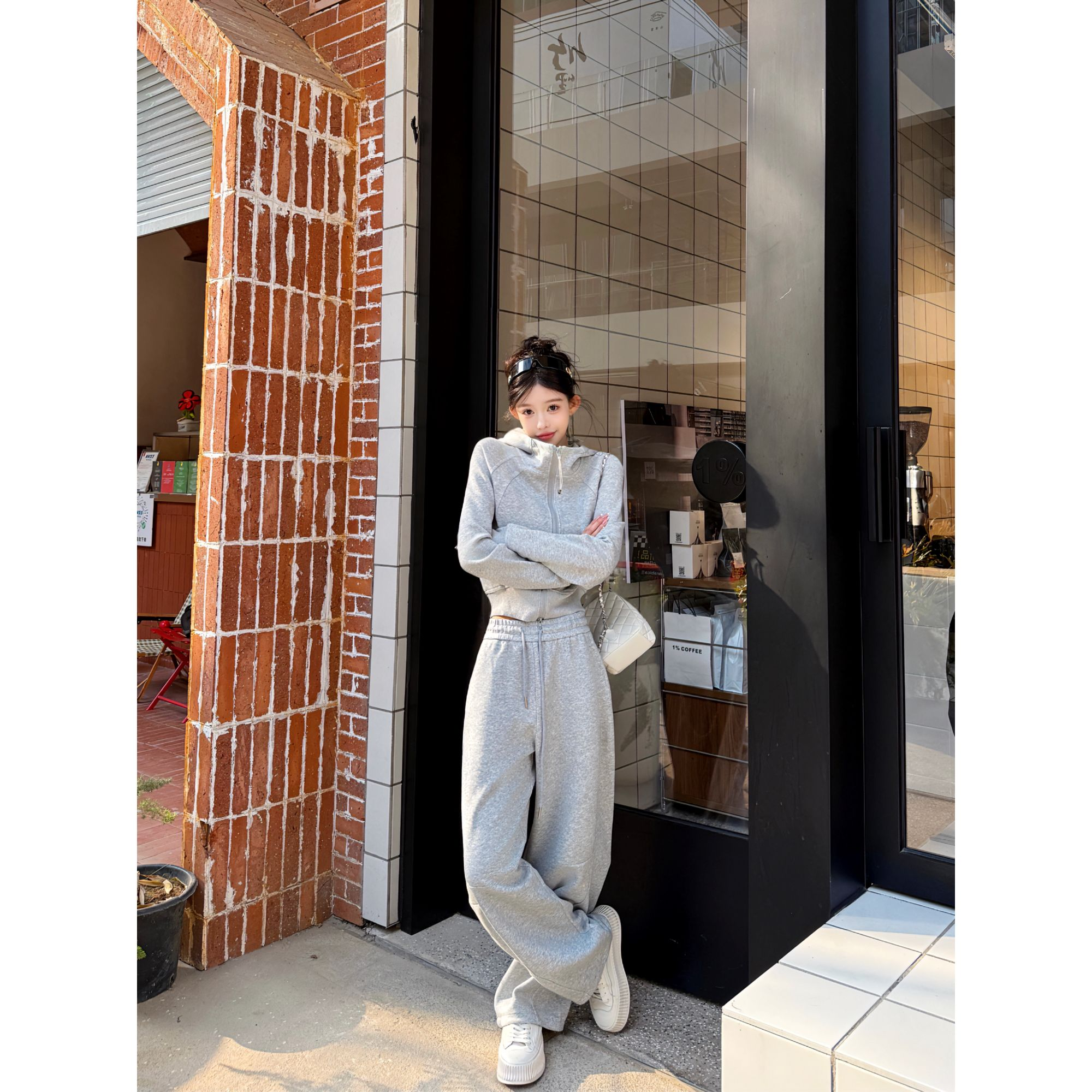 依凡芙秋日调色盘欧若风新品棉质连帽休闲套装JY720A/ZK