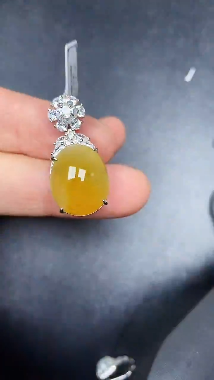 银S925镶嵌戒指翡翠1200