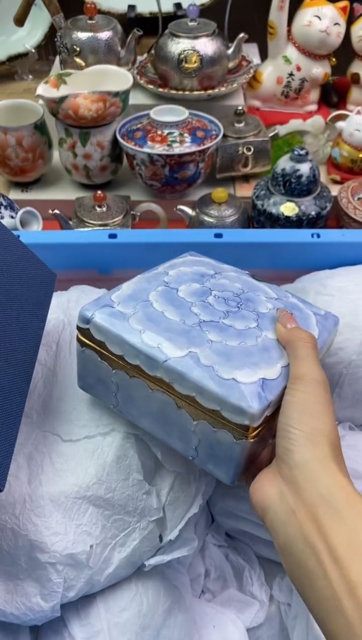 【闪购商品】瓷片隆莲瓷器欢迎大家  