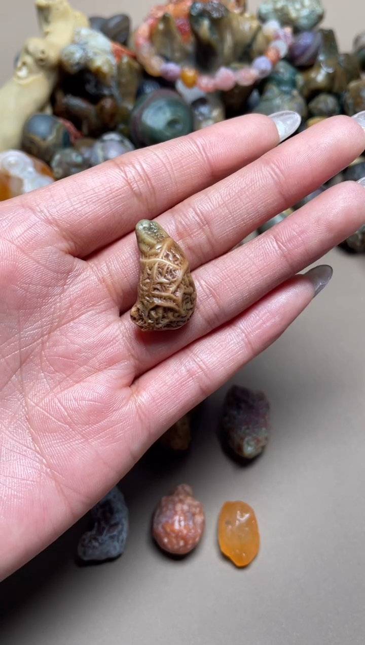 石材阿拉善原石1