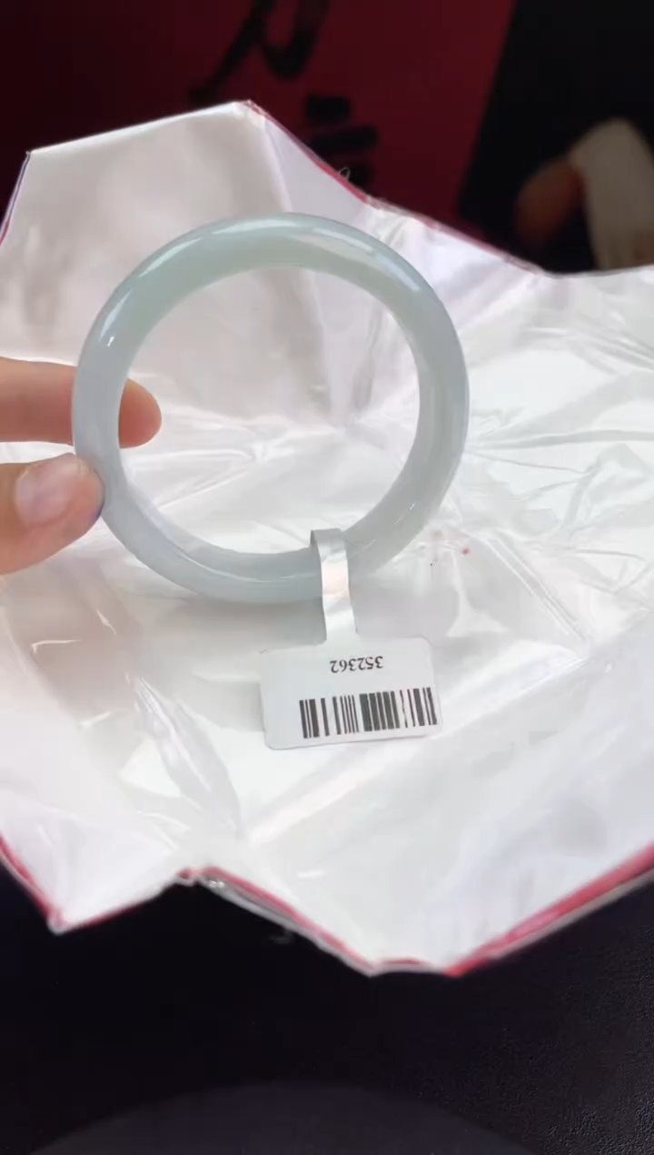 【闪购商品】翡翠未镶嵌手镯11翡翠手镯