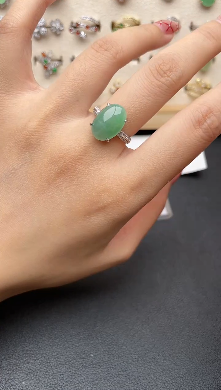 【闪购商品】翡翠戒指银S925镶嵌一物一证一礼盒