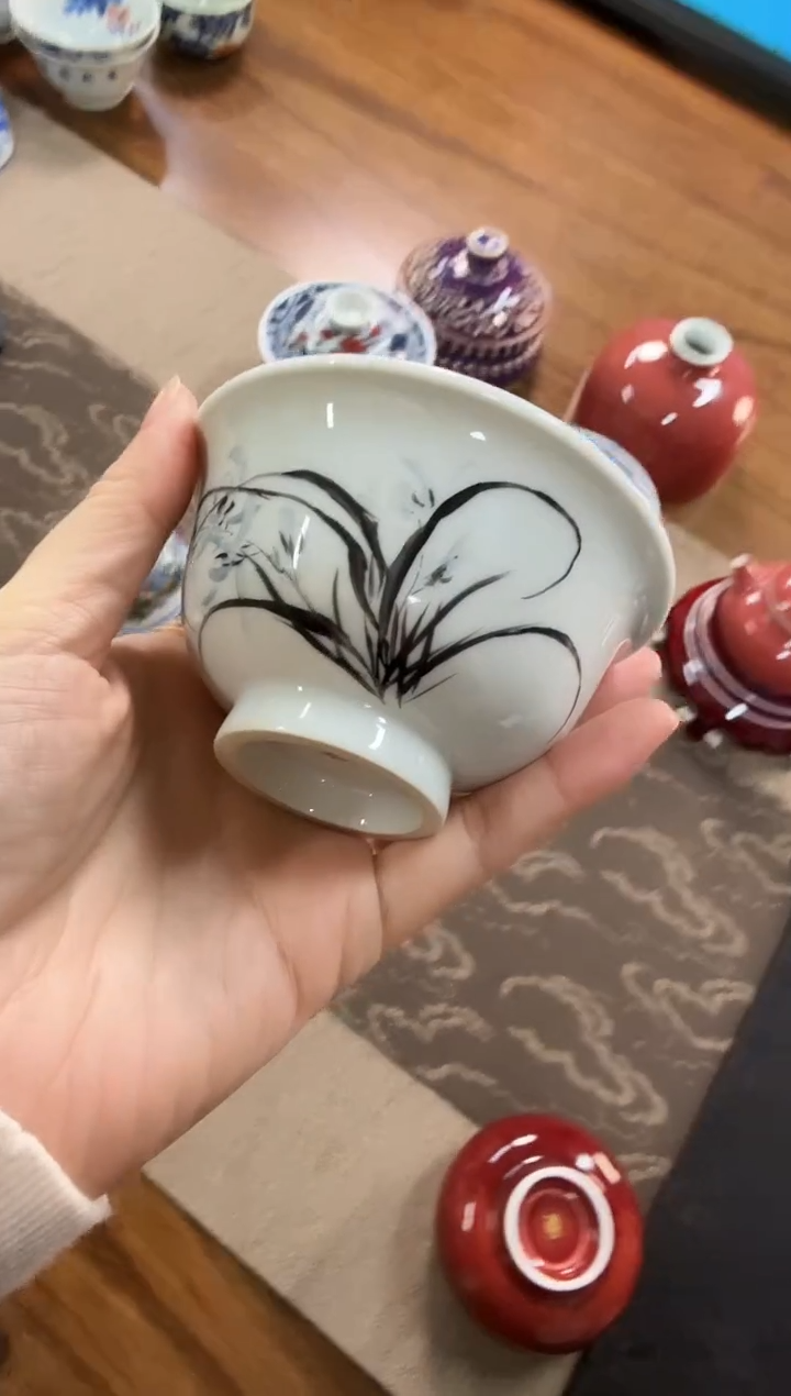 庄**梦 旬祥唐亲工兰花压手杯