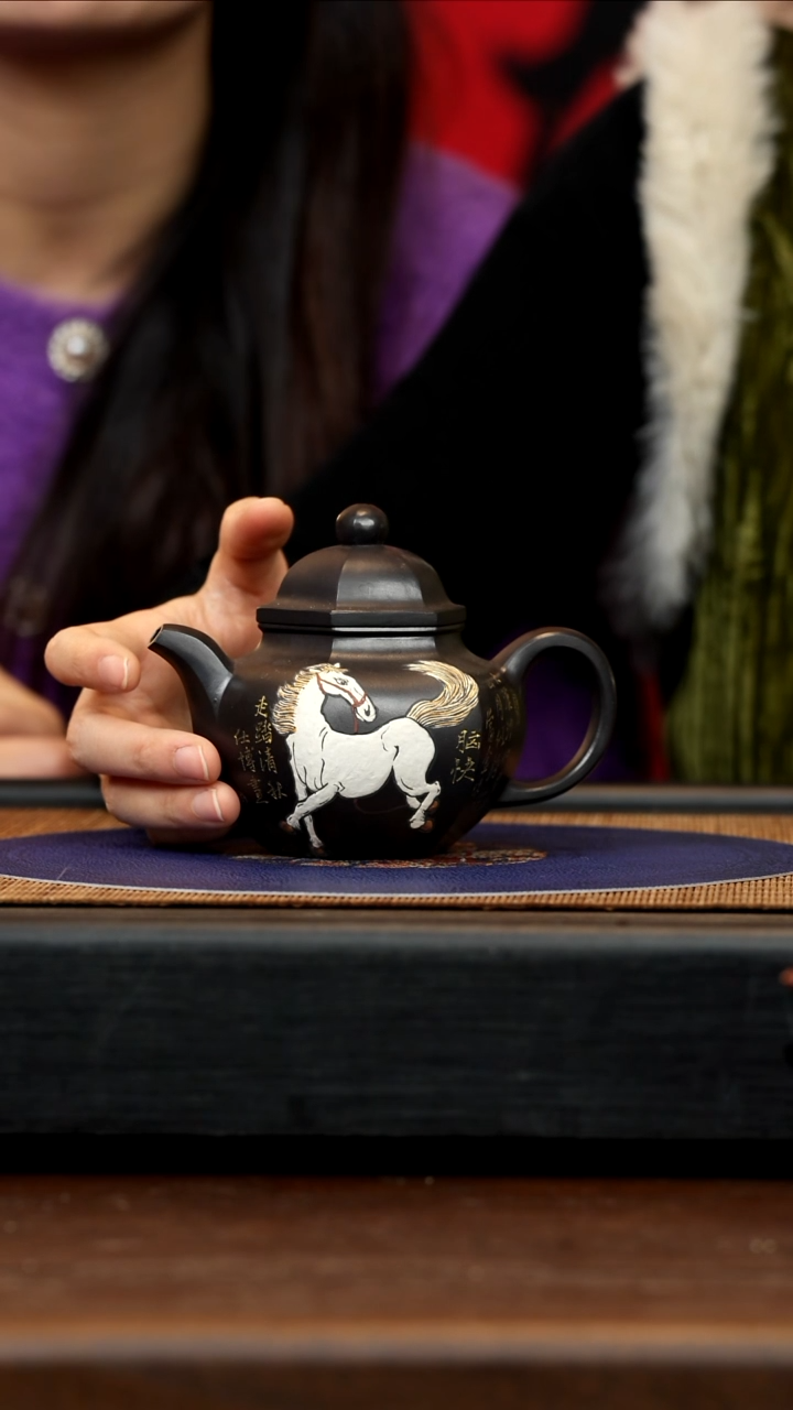 【闪购商品】紫砂茶壶WXJ 墨朱砂 六方掇球 260cc