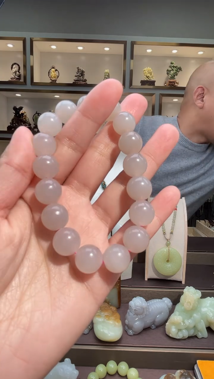 颈饰未镶嵌和田玉苏