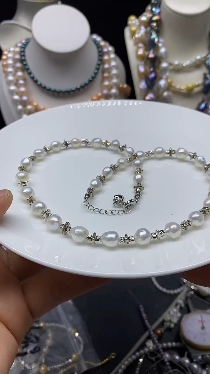 颈饰未镶嵌淡水珍珠多人
