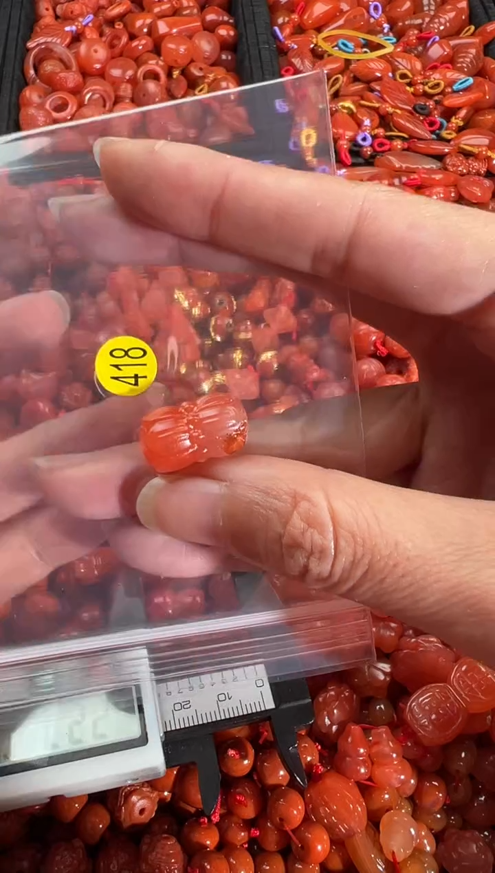 【闪购商品】南红玛瑙颈饰未镶嵌1