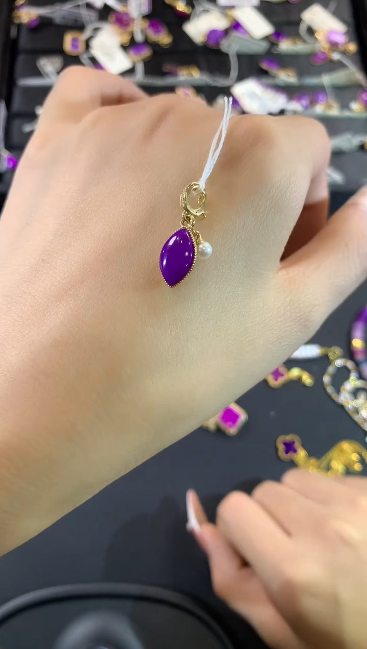 【闪购商品】苏纪石（舒俱来）.18K金镶嵌舒俱来吊坠