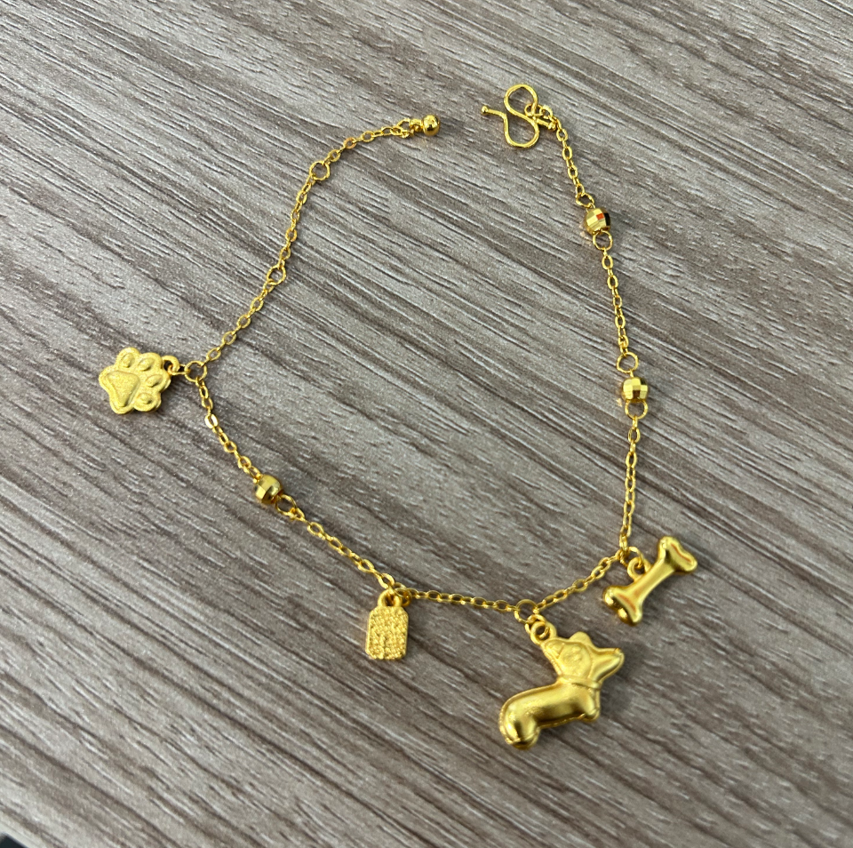  【香港正品】小众腊肠狗骨头手链（1430）