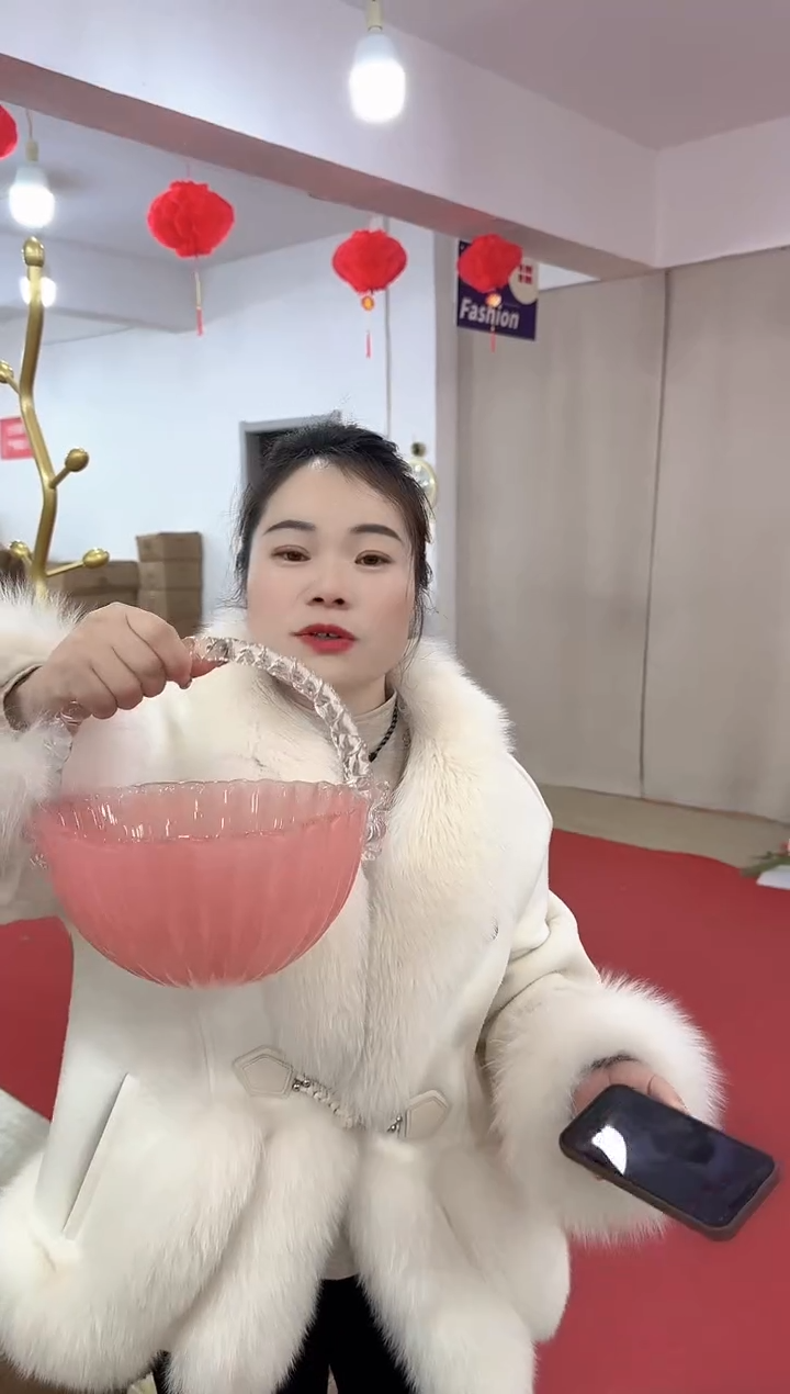 【闪购商品】无铅玻璃迪喜花器-k-早7微瑕