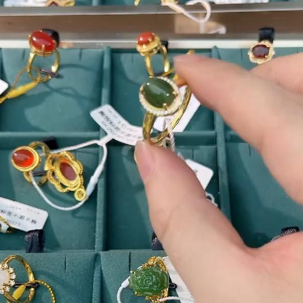 18k和田戒指经典款LC509