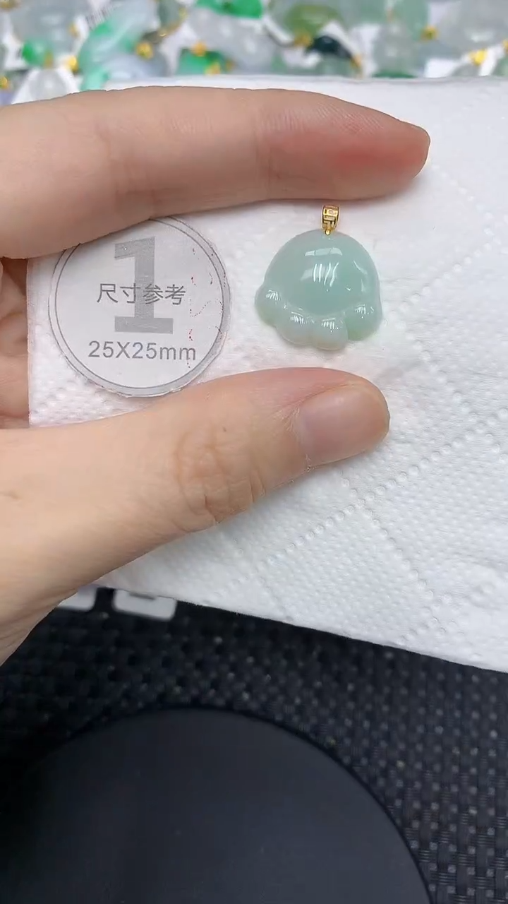 颈饰18K金镶嵌翡翠1111111111