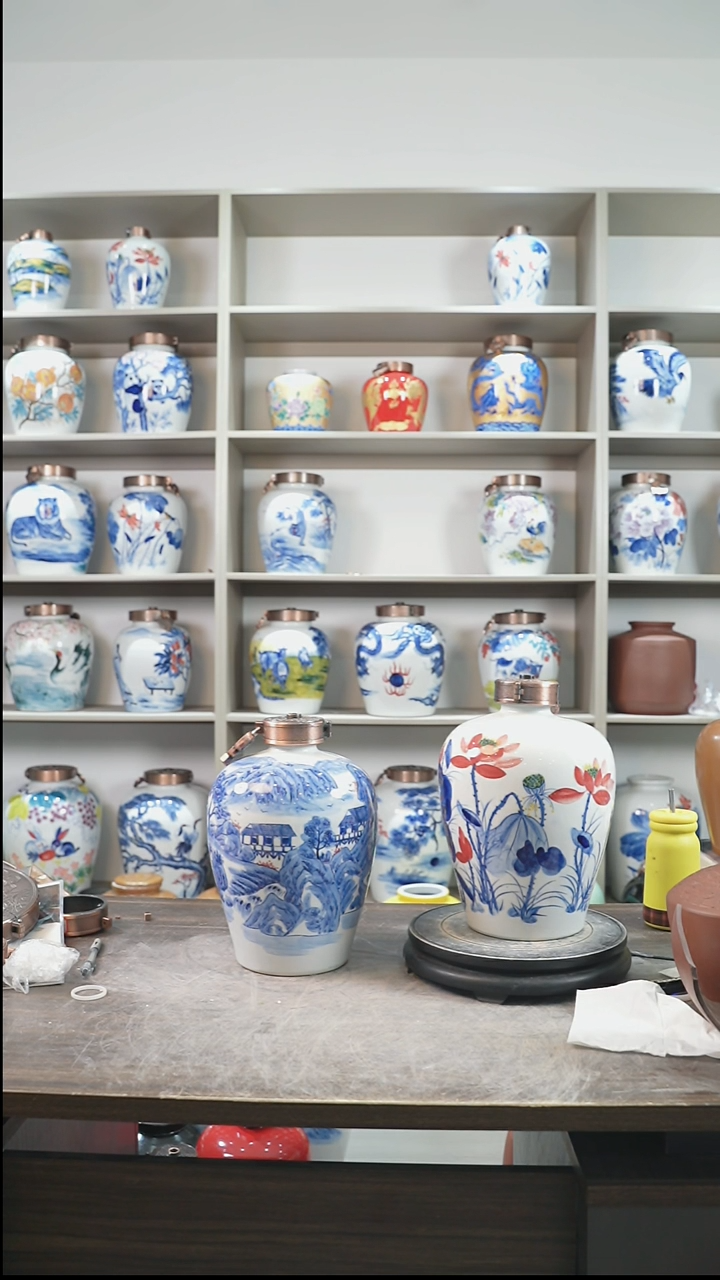 泥塑十斤装  山水画  手绘