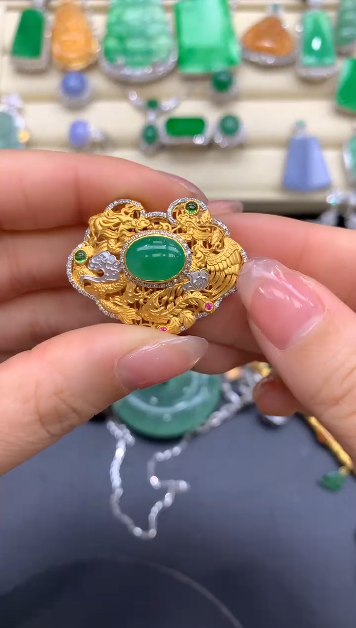 【闪购商品】翡翠颈饰18K金镶嵌696-中国好珍宝