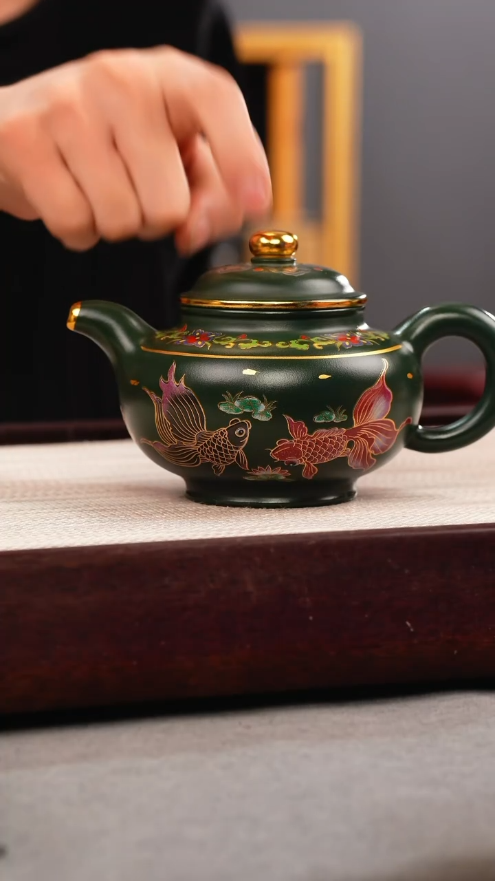 茶壶紫砂绿泥 掇只 锦鲤珐琅彩