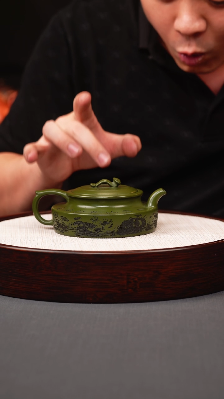 茶壶紫砂绿泥古卣