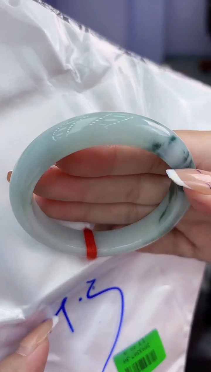 【闪购商品】翡翠手镯未镶嵌翡翠手镯
