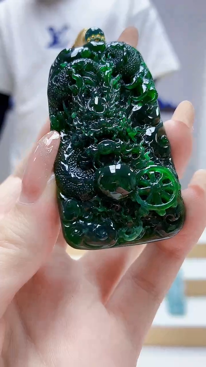 未镶嵌定制翡翠出**M4898jw-毛货挂件184