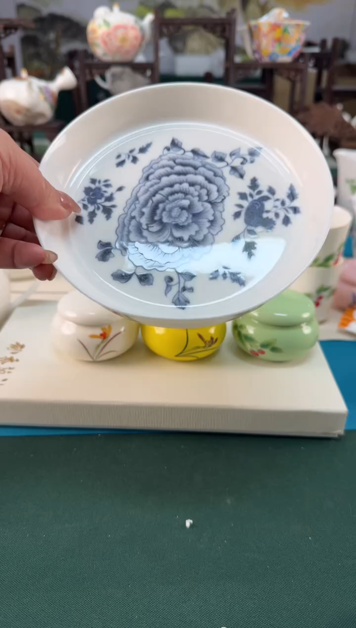 【闪购商品】瓷器 ······.......