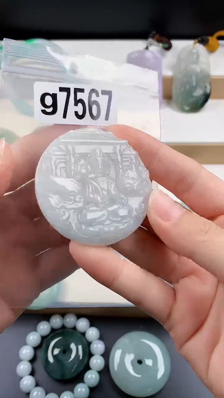 颈饰未镶嵌翡翠天然翡翠吊坠挂件