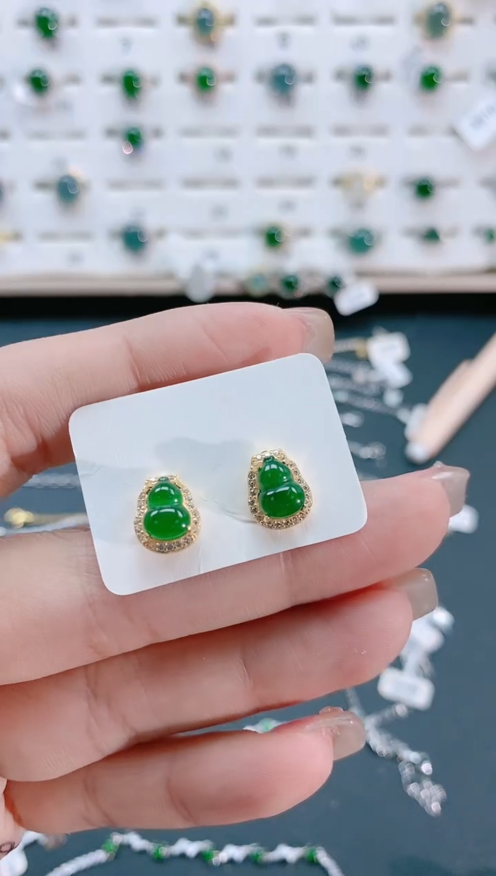 【闪购商品】翡翠耳饰银S925镶嵌天然翡翠