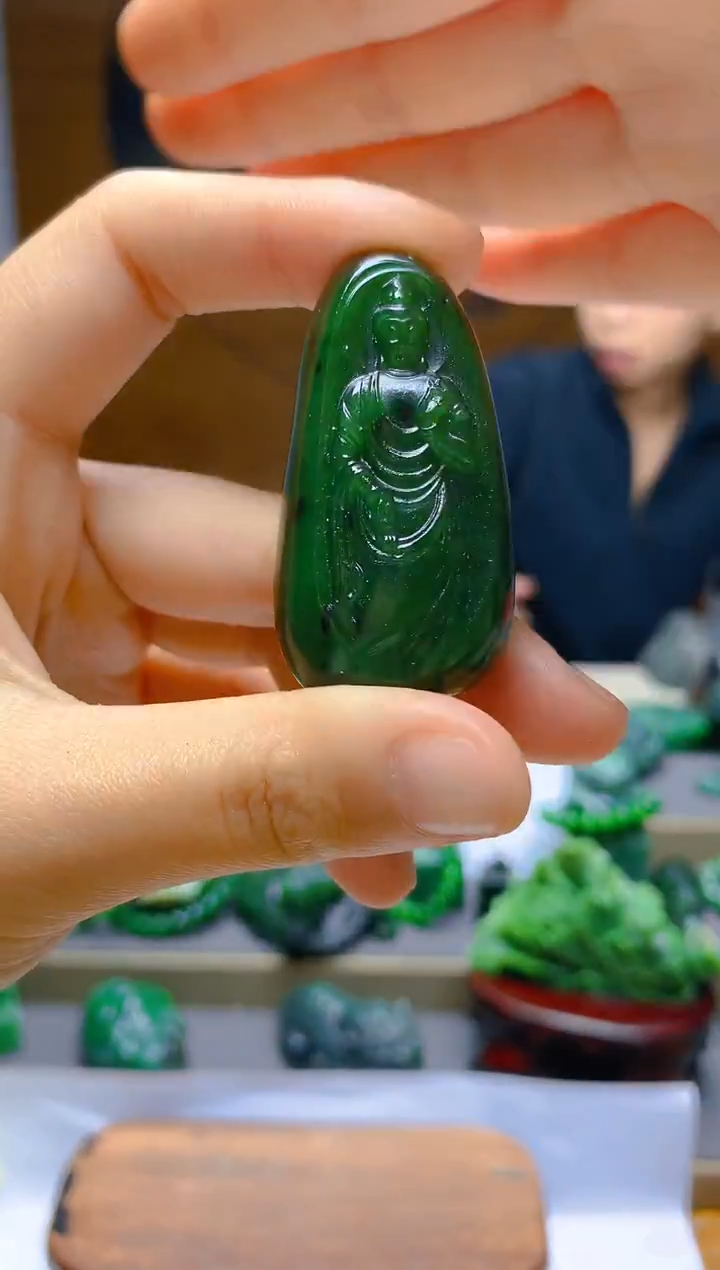 【闪购商品】和田玉（碧玉）未镶嵌颈饰1