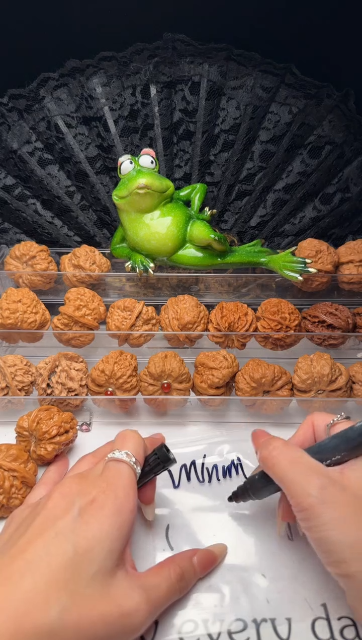 把件文玩核桃W****M13