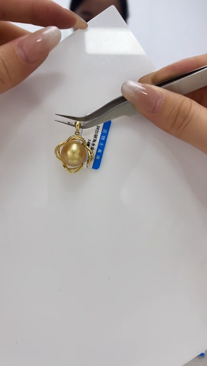 【闪购商品】海水珍珠DA银S925镶嵌j145 金珠吊坠 14