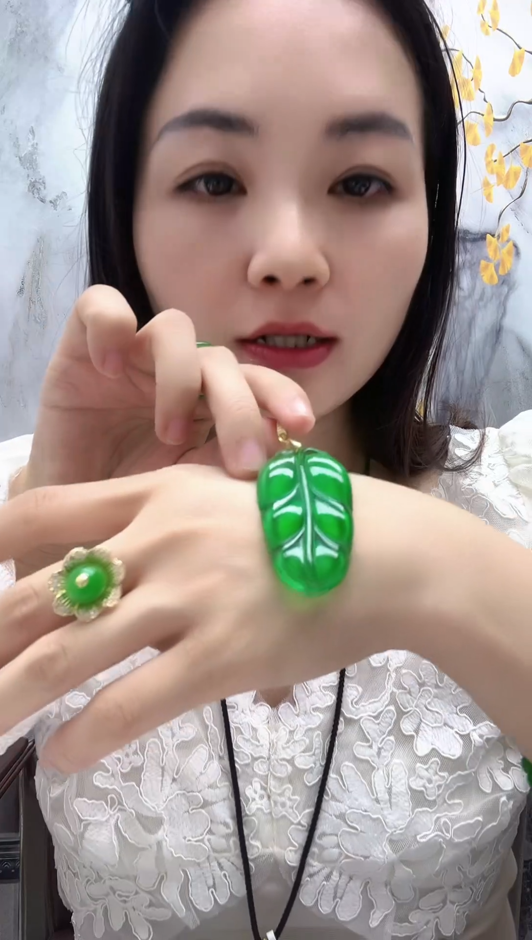 颈饰未镶嵌翡翠冰阳绿叶子