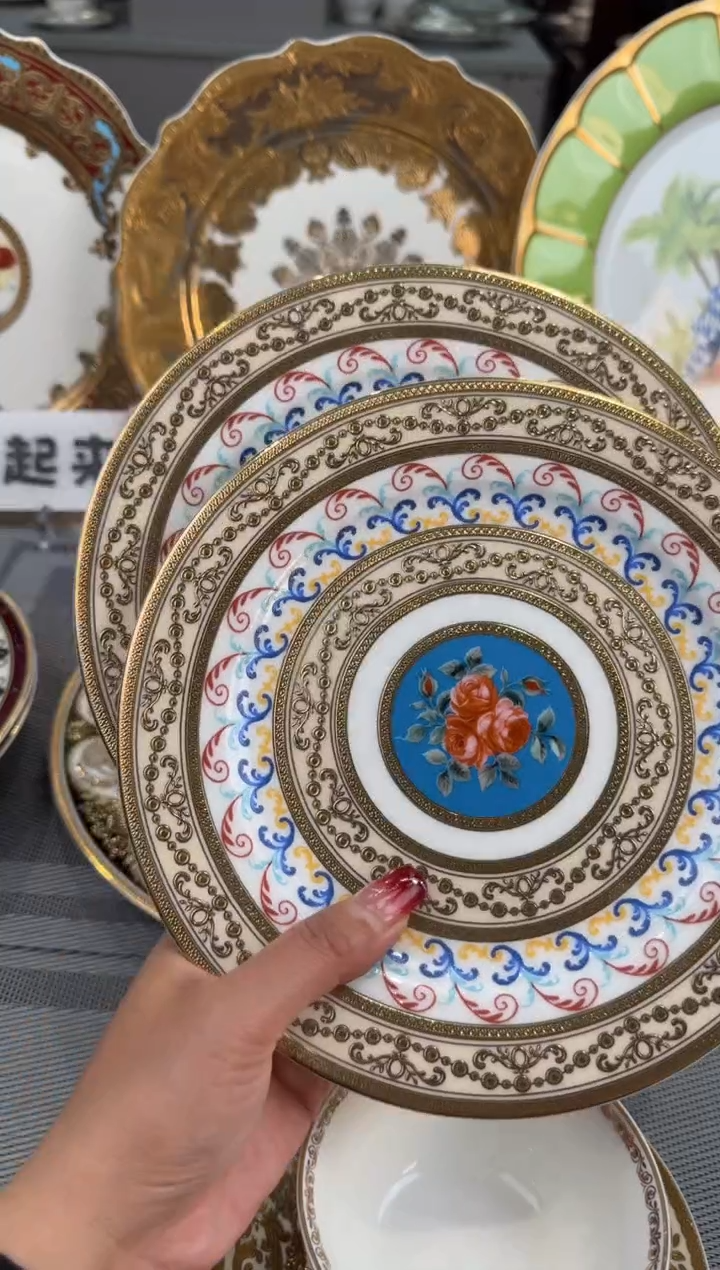 【闪购商品】瓷片8英寸平盘 2个  瑕   福利价