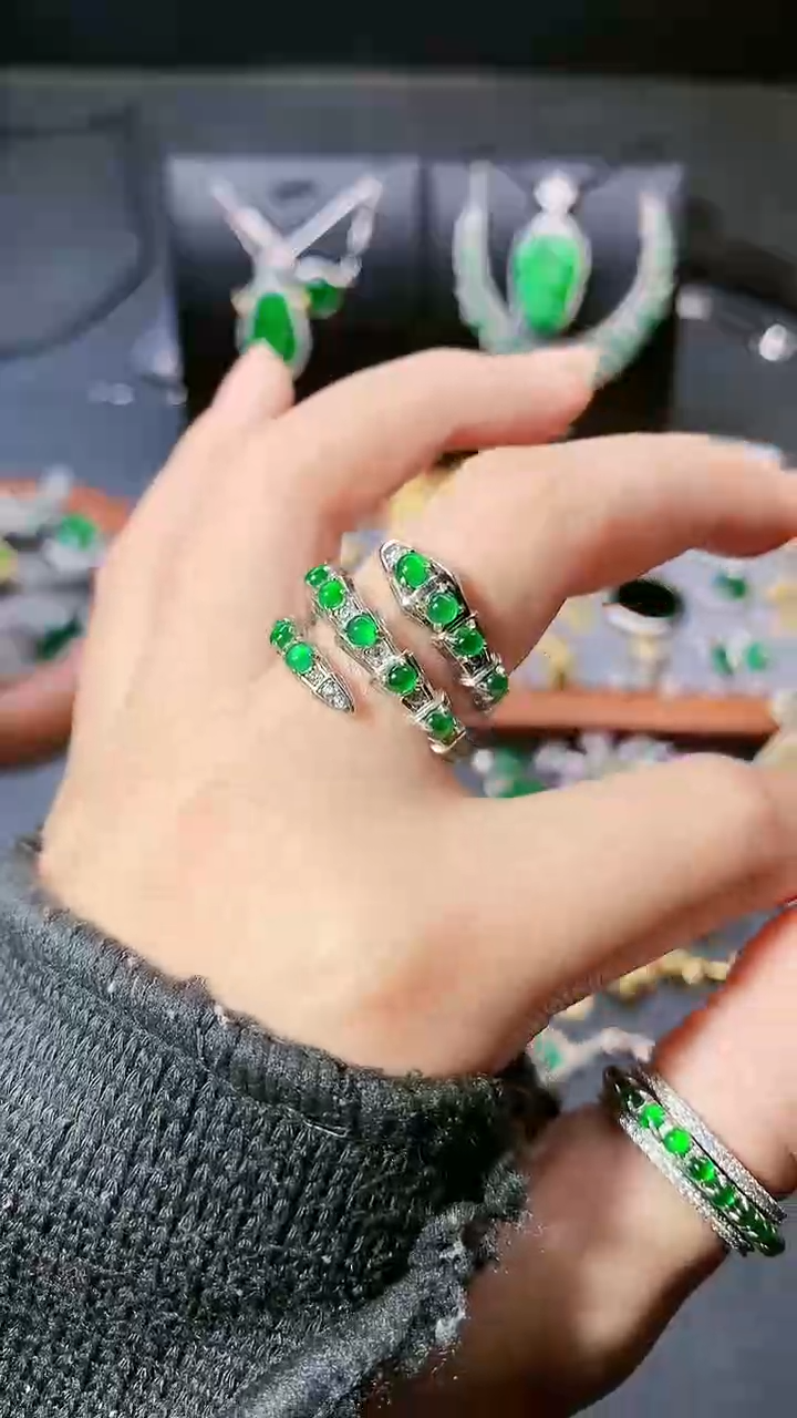 【闪购商品】翡翠戒指银S925镶嵌戒指