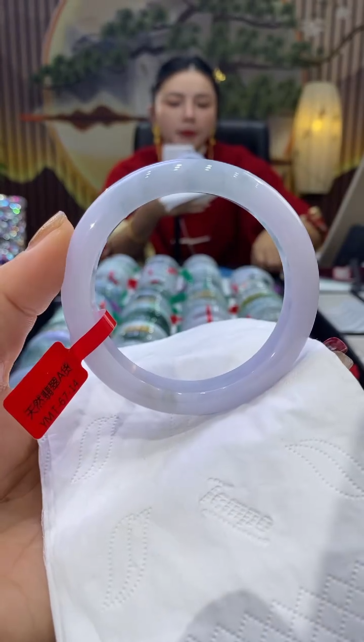 【闪购商品】翡翠手镯未镶嵌多人08036