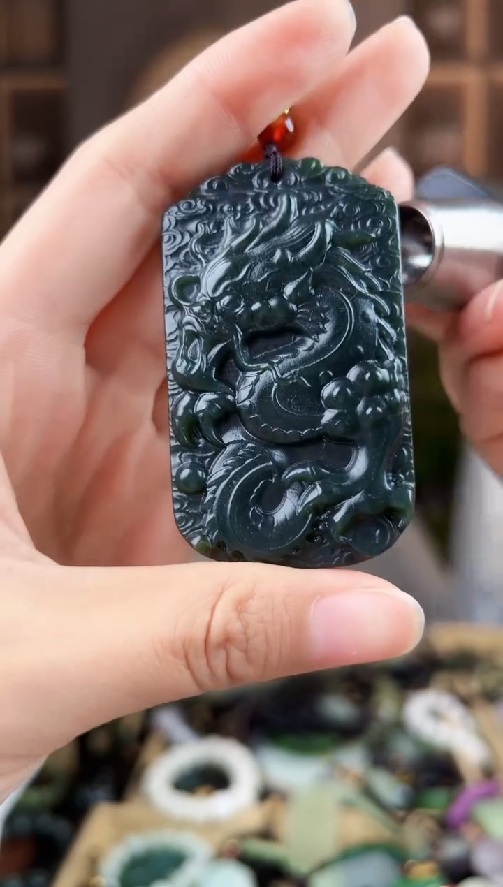 颈饰未镶嵌和田玉拍一发一，多样性发货