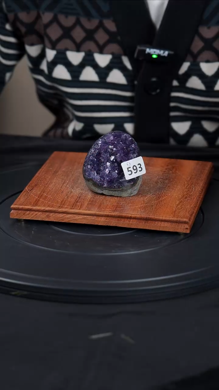 【闪购商品】紫晶大型摆件（非配饰）未镶嵌水晶