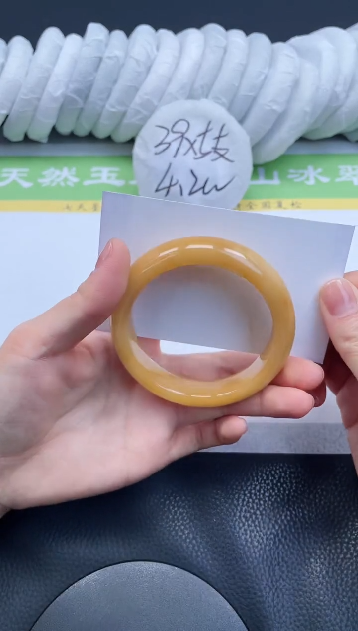 【闪购商品】石英质玉手镯未镶嵌A239-57+