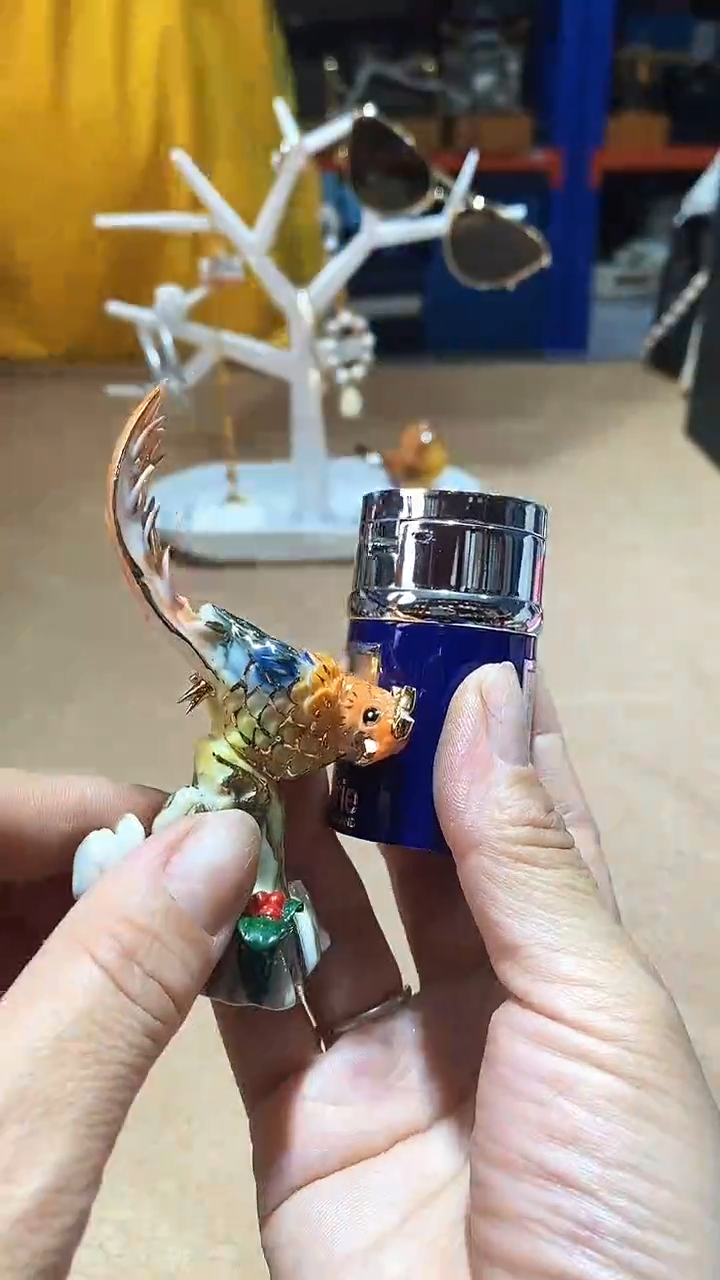 瓷片碗碟好物一件不留@@1