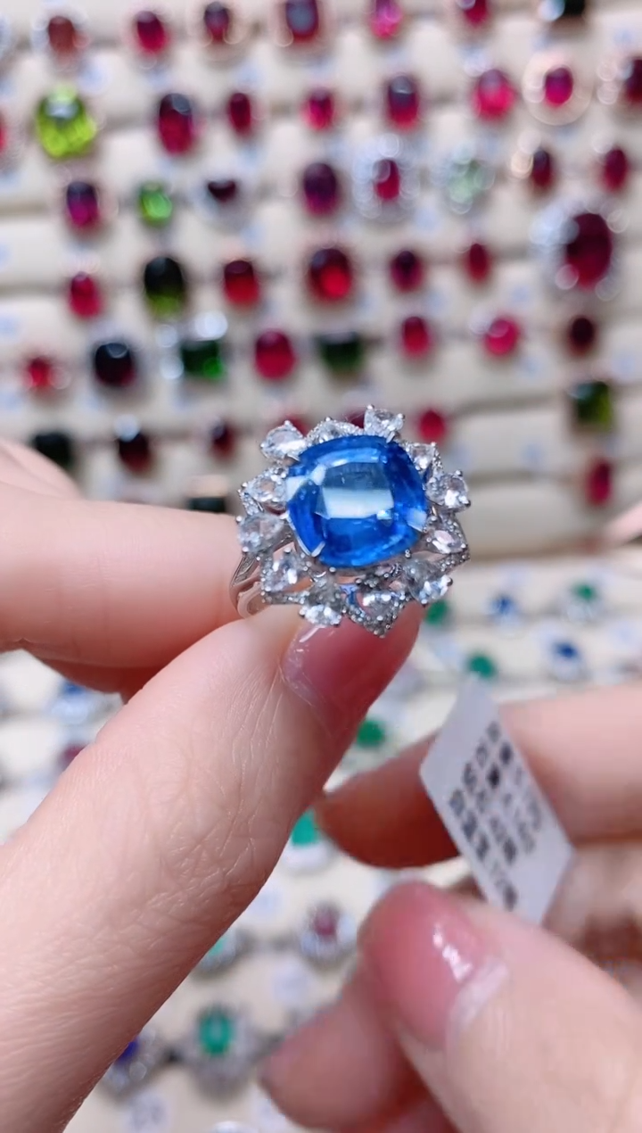 【闪购商品】蓝宝石18K金戒指18K金镶嵌1