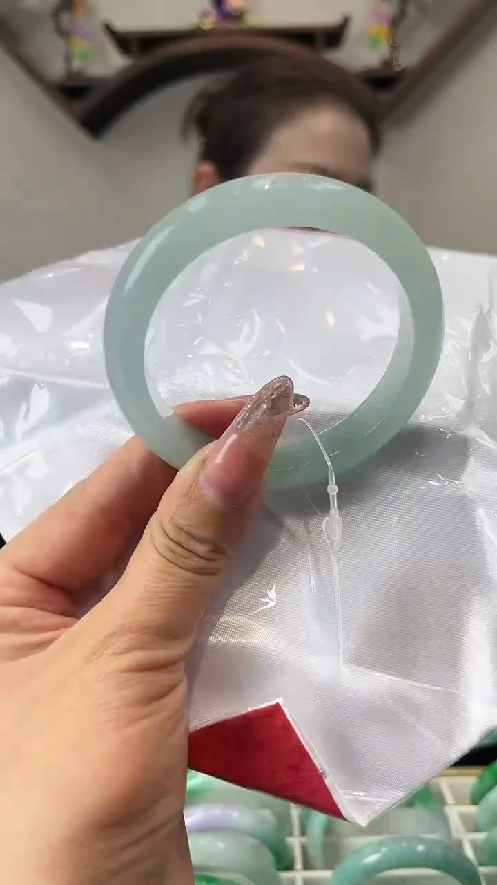 【闪购商品】砖雕a17 圈口57 独货手镯