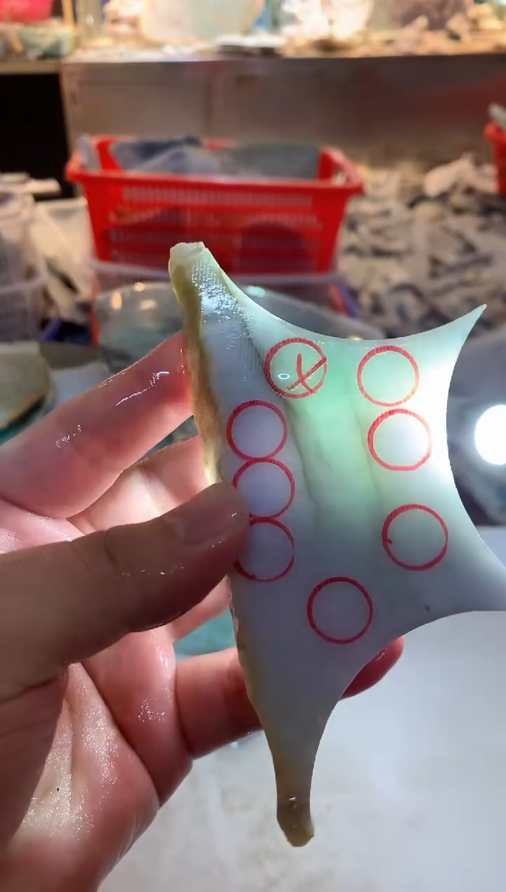 翡翠未镶嵌颈饰0韩0翡翠珠宝383