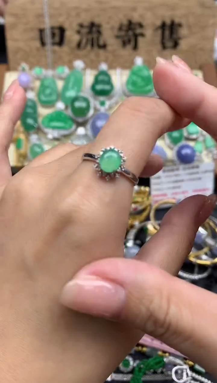 【闪购商品】翡翠戒指18K金镶嵌384-中国好珍宝