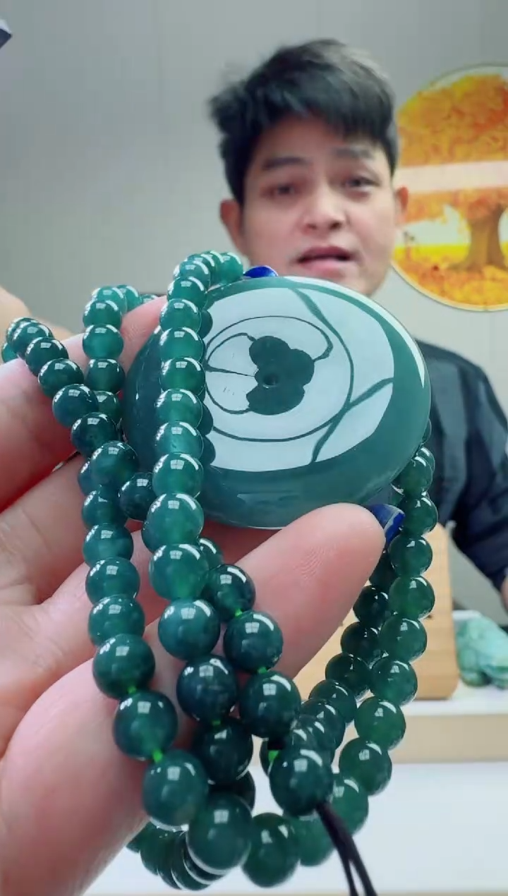 颈饰未镶嵌翡翠天然A货翡翠  多样性随机发其一      