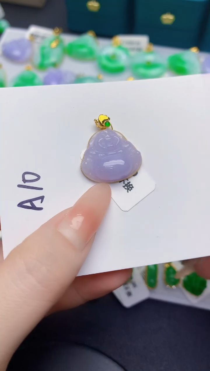 颈饰18K金镶嵌翡翠缅甸天然翡翠A货